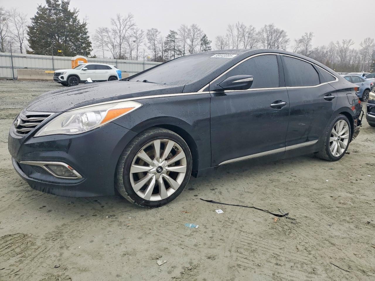 2016 HYUNDAI AZERA