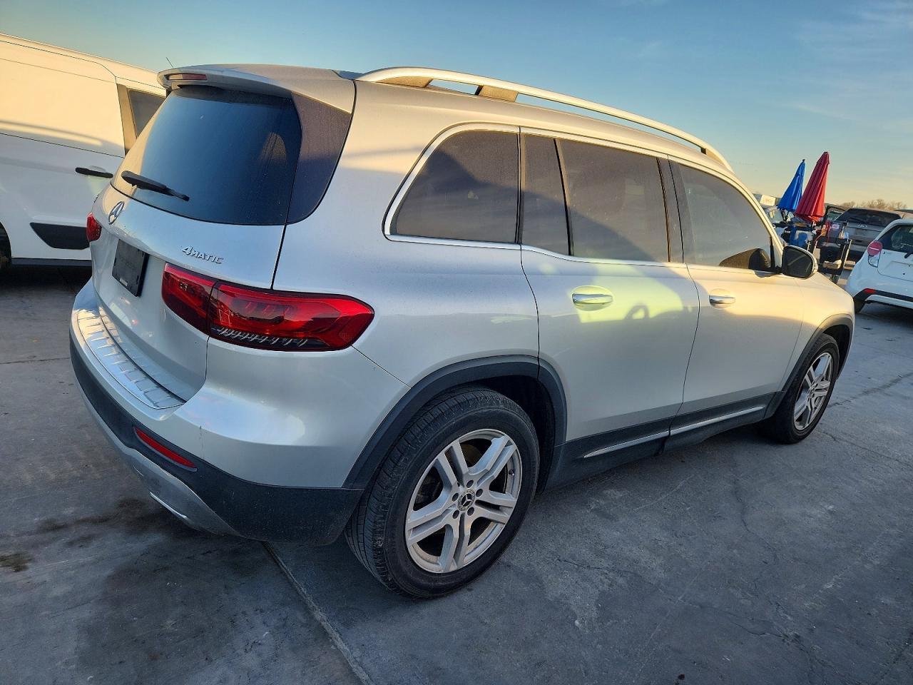 2020 MERCEDES-BENZ GLB 250 4MATIC photo 5
