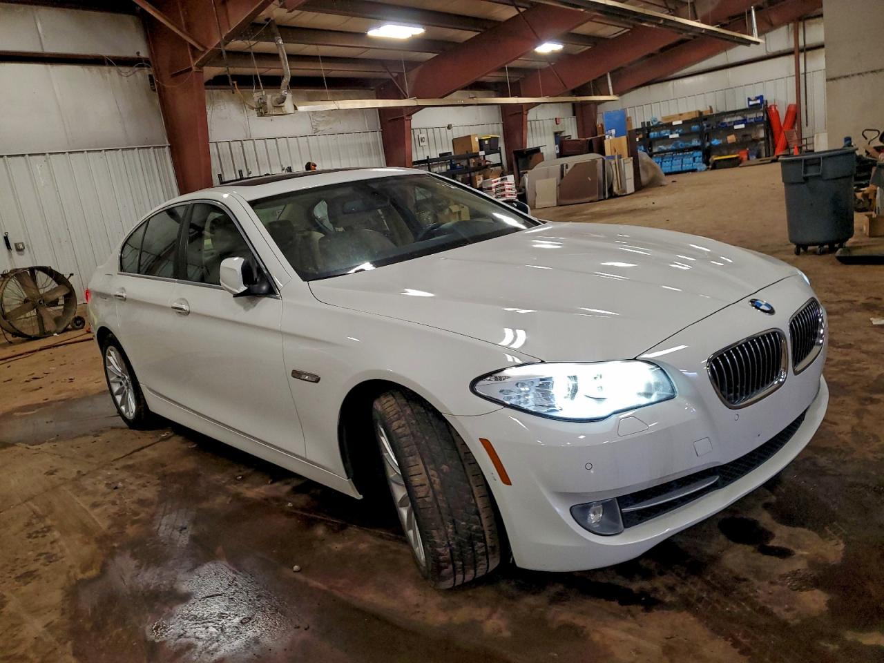 2011 BMW 535 I photo 10