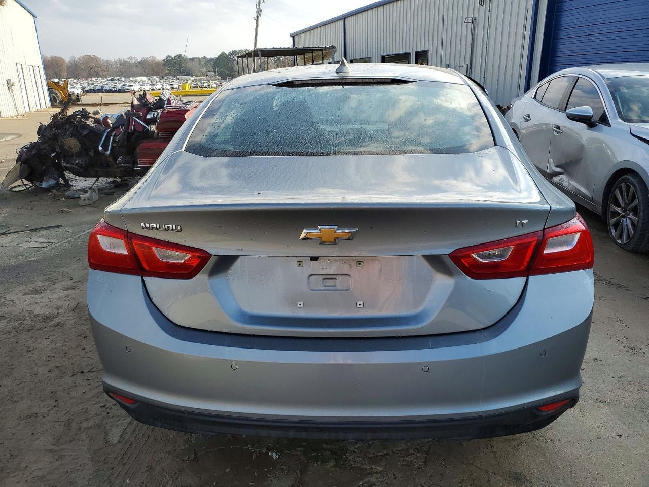 2024 CHEVROLET MALIBU LT photo 6