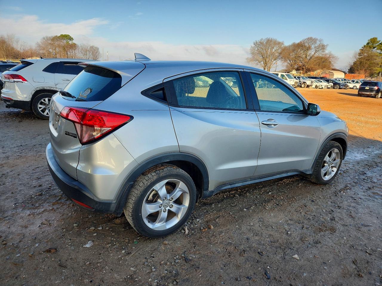 2016 HONDA HR-V LX photo 3