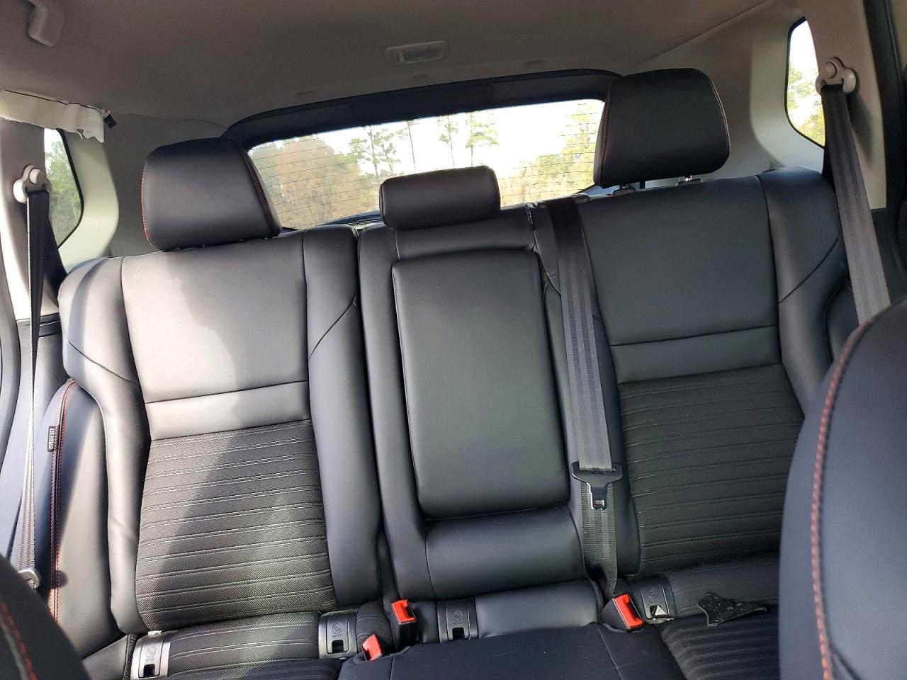 2025 NISSAN ROGUE photo 10