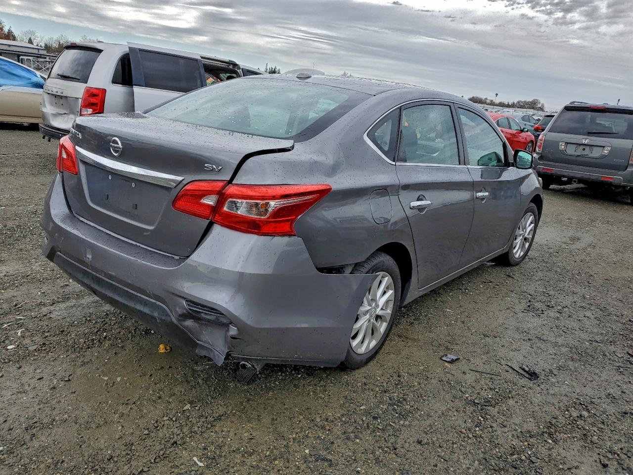 2017 NISSAN SENTRA S photo 3
