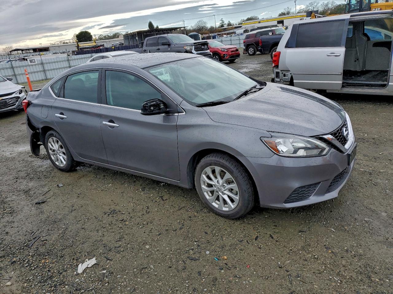 2017 NISSAN SENTRA S photo 4