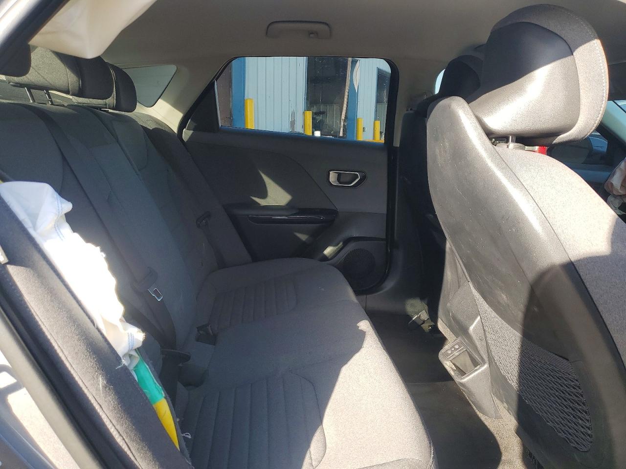 2025 KIA K4 EX photo 28