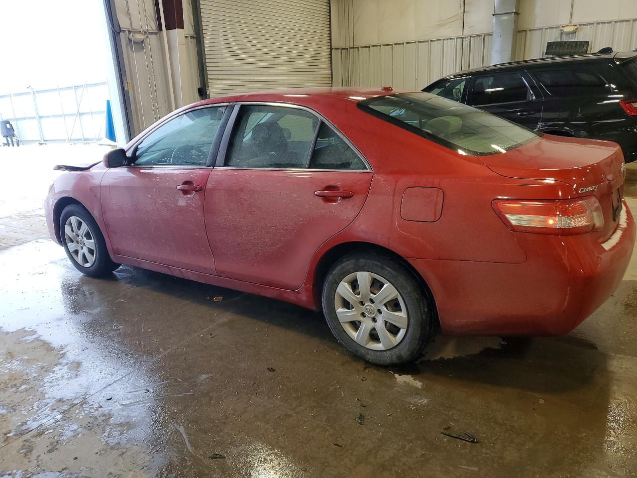 2011 TOYOTA CAMRY BASE photo 2