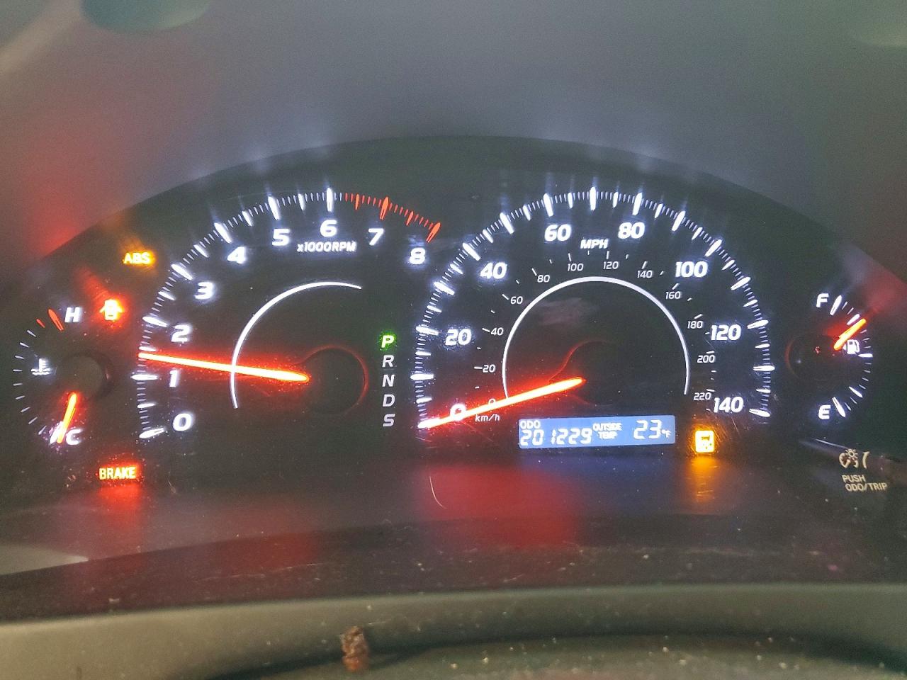 2011 TOYOTA CAMRY BASE photo 9
