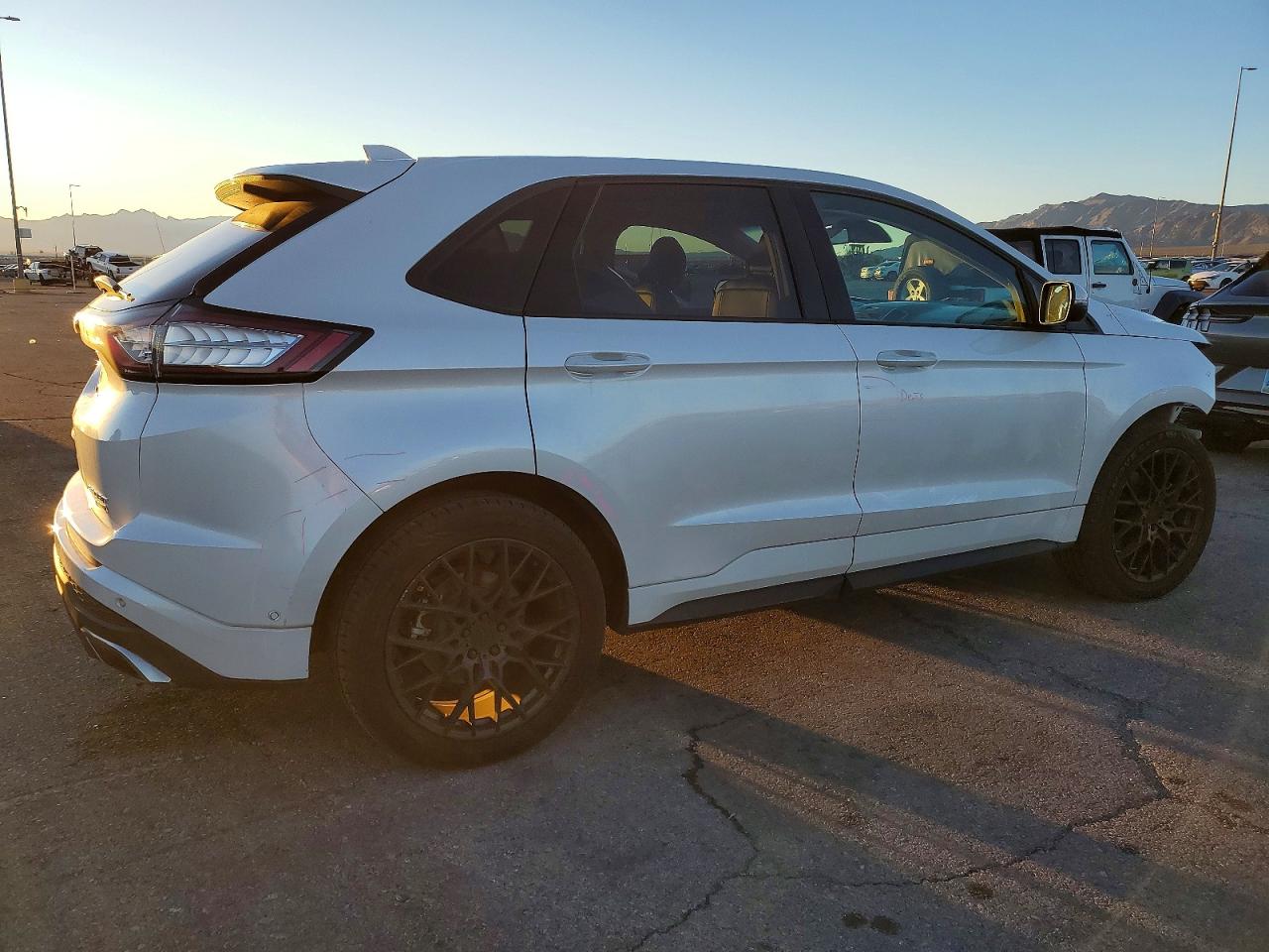 2017 FORD EDGE SPORT photo 3