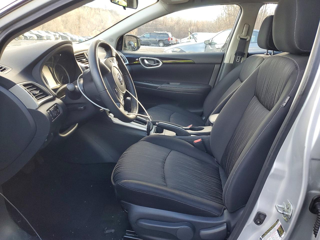 2019 NISSAN SENTRA photo 13