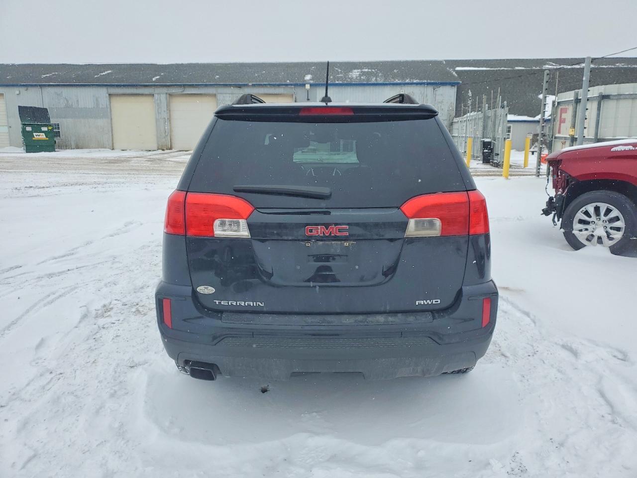 2017 GMC TERRAIN SLE photo 6