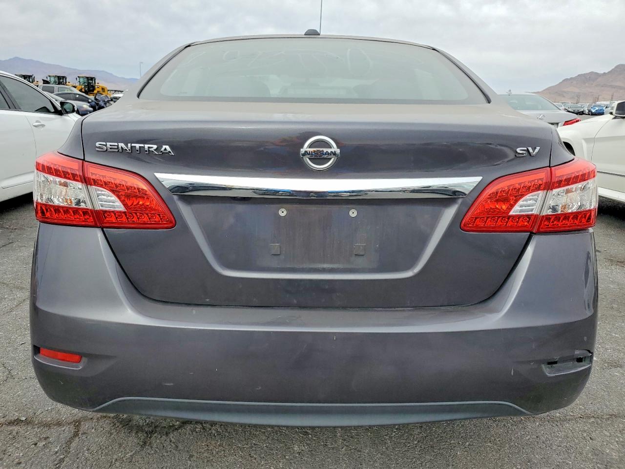 2015 NISSAN SENTRA S photo 6