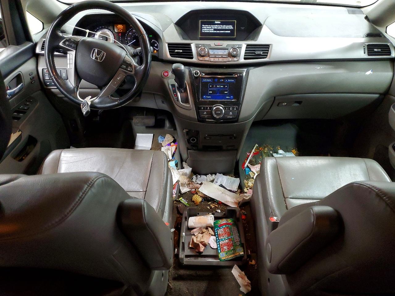 2016 HONDA ODYSSEY TOURING photo 8