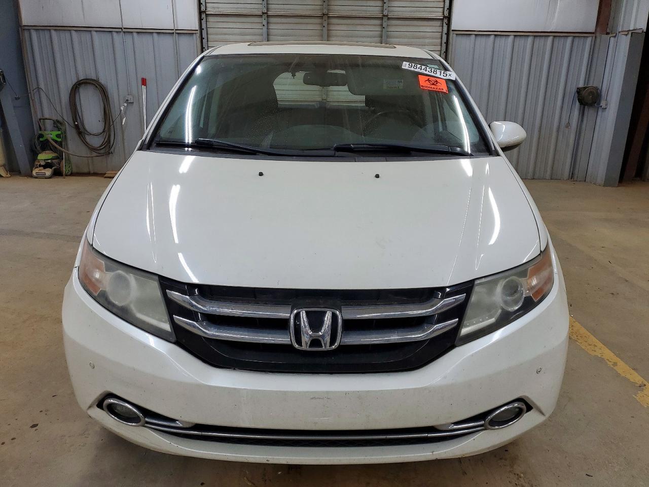 2016 HONDA ODYSSEY TOURING photo 5