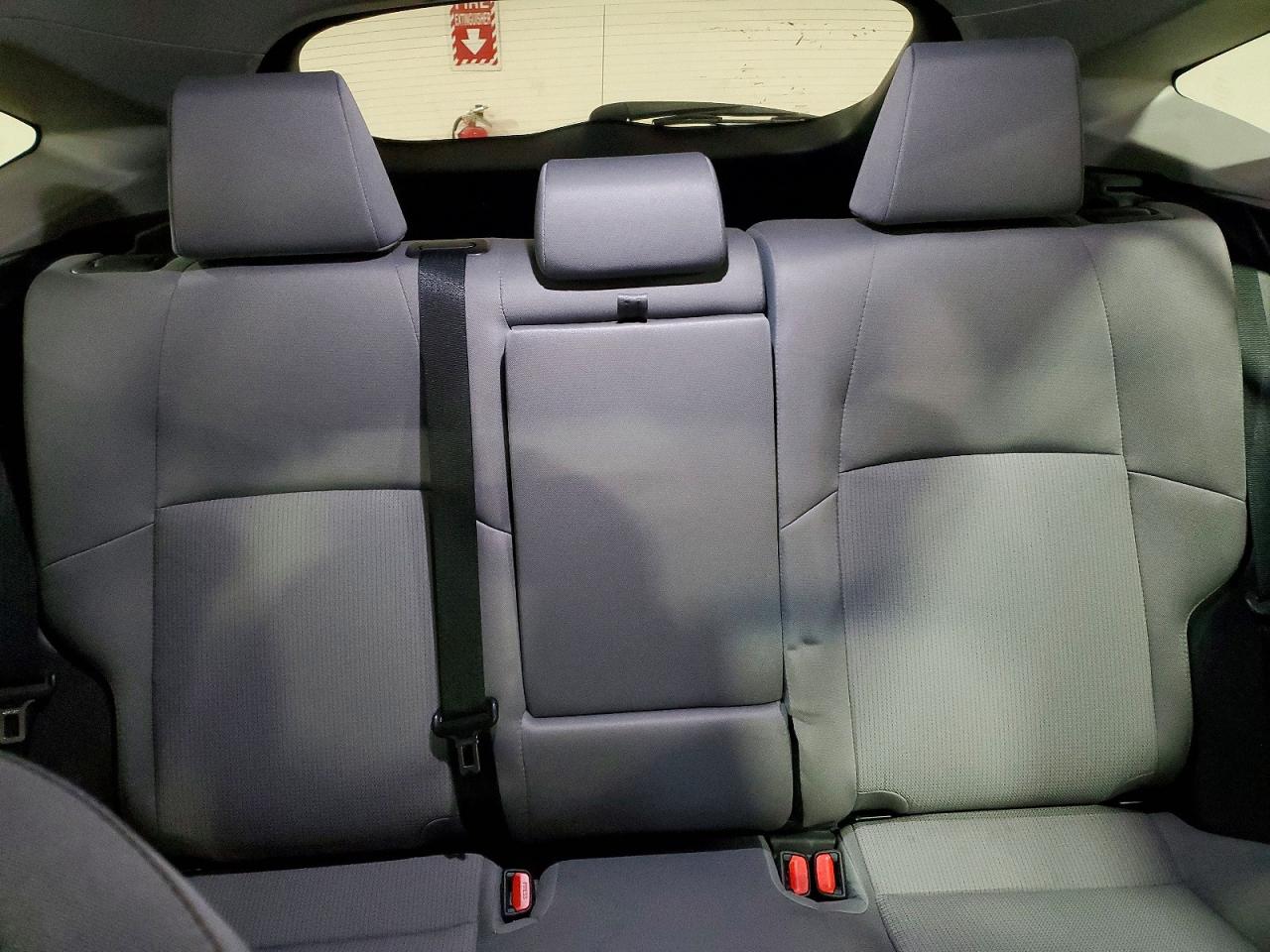 2021 TOYOTA VENZA photo 10