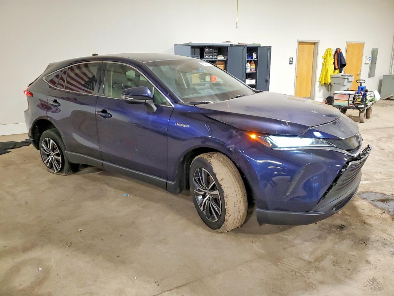 2021 TOYOTA VENZA photo 4