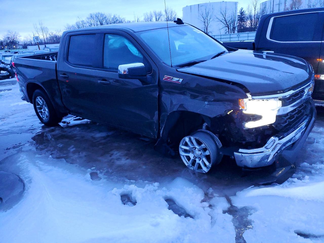 2024 CHEVROLET SILVERADO K1500 LT photo 4