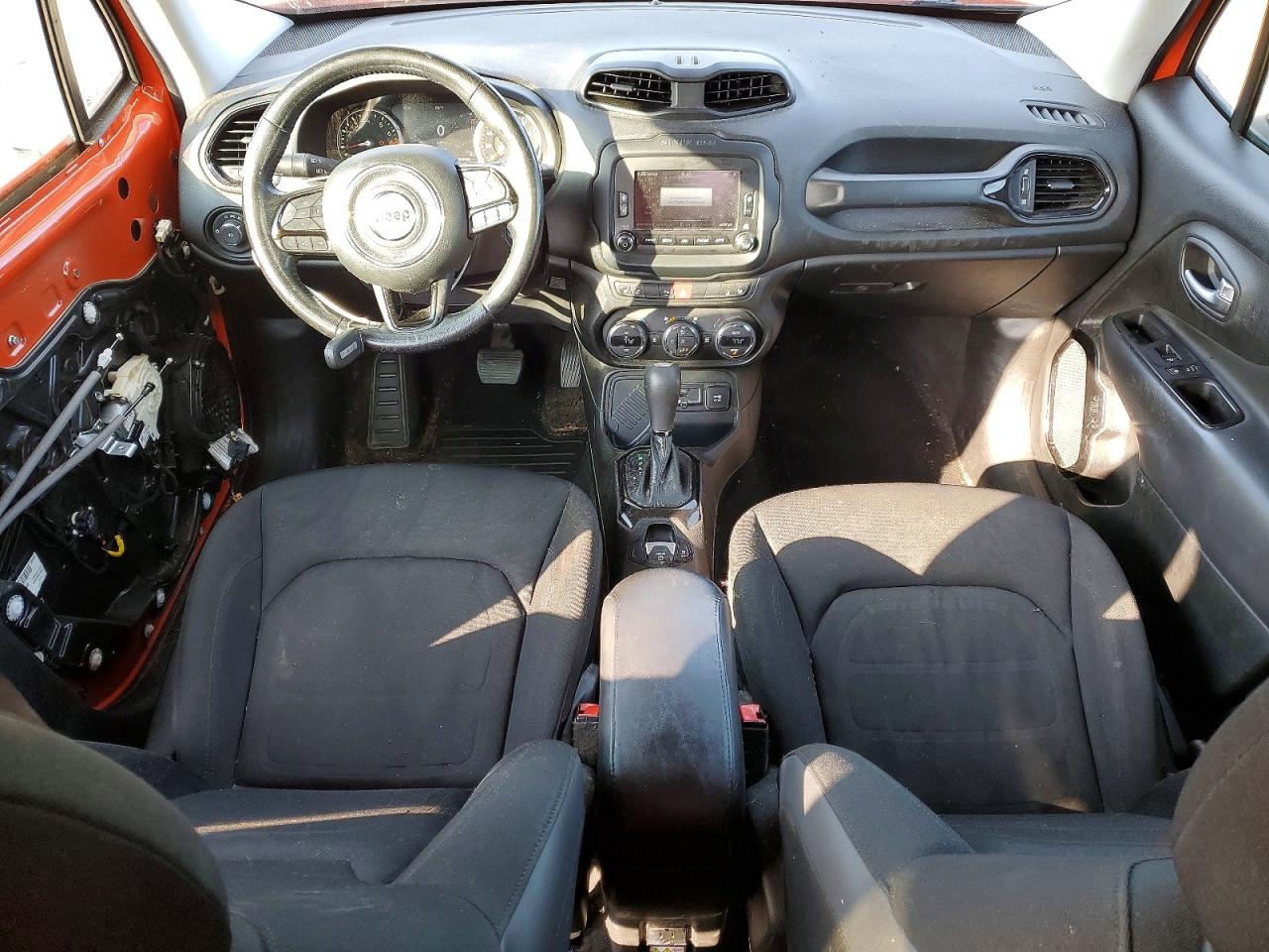 2017 JEEP RENEGADE LATITUDE photo 15