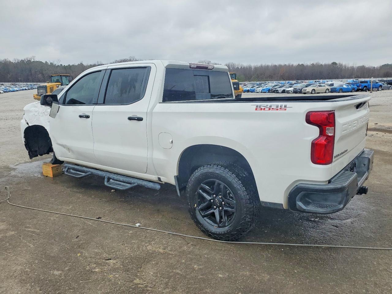 2019 CHEVROLET SILVERADO K1500 LT TRAIL BOSS photo 2