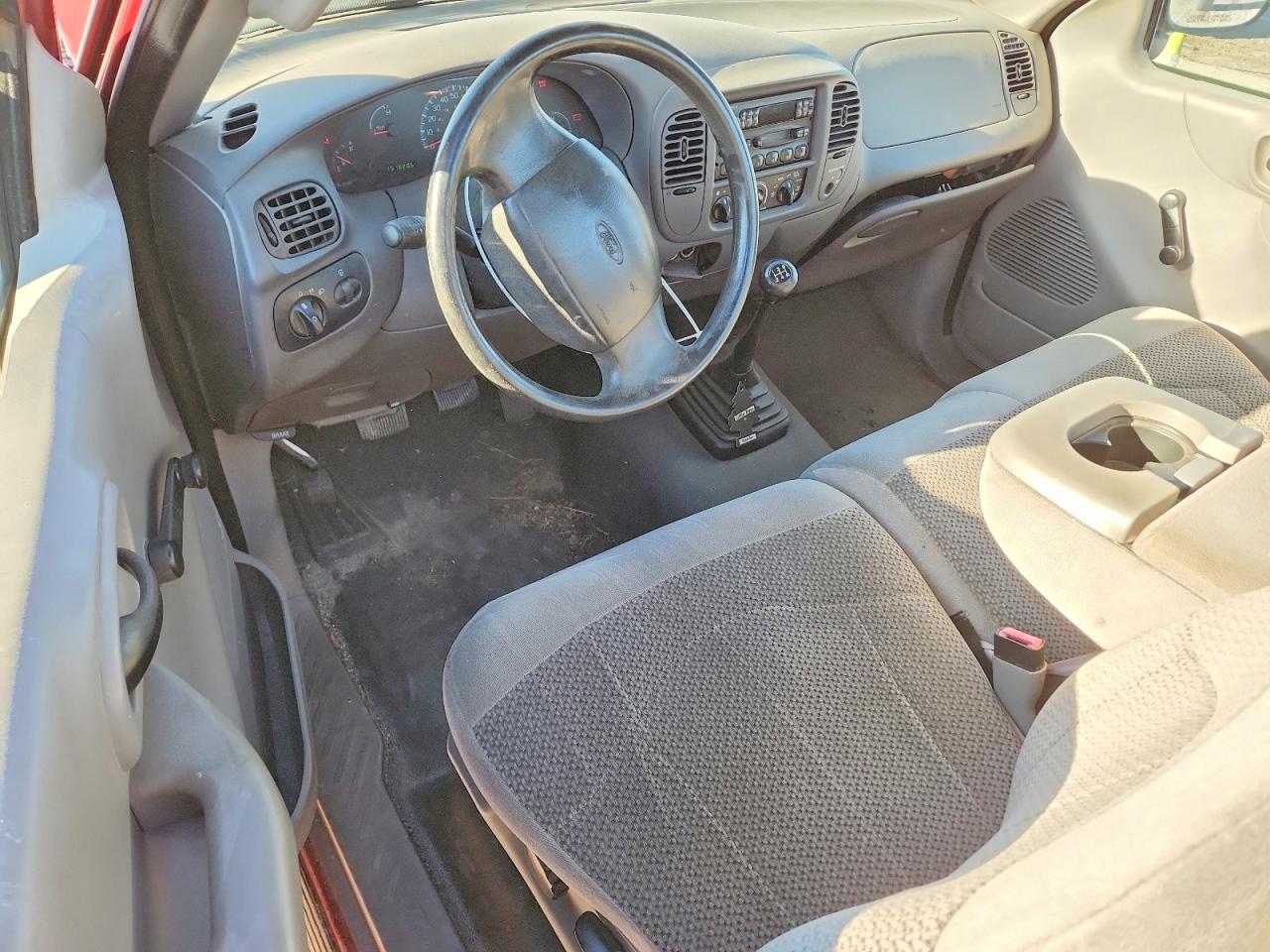 2000 FORD F150 photo 29