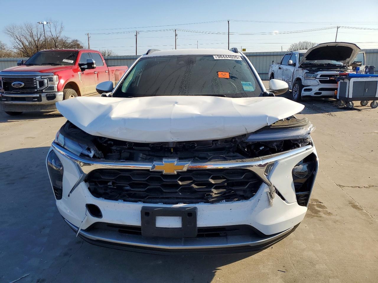 2025 CHEVROLET TRAX 1LT photo 5