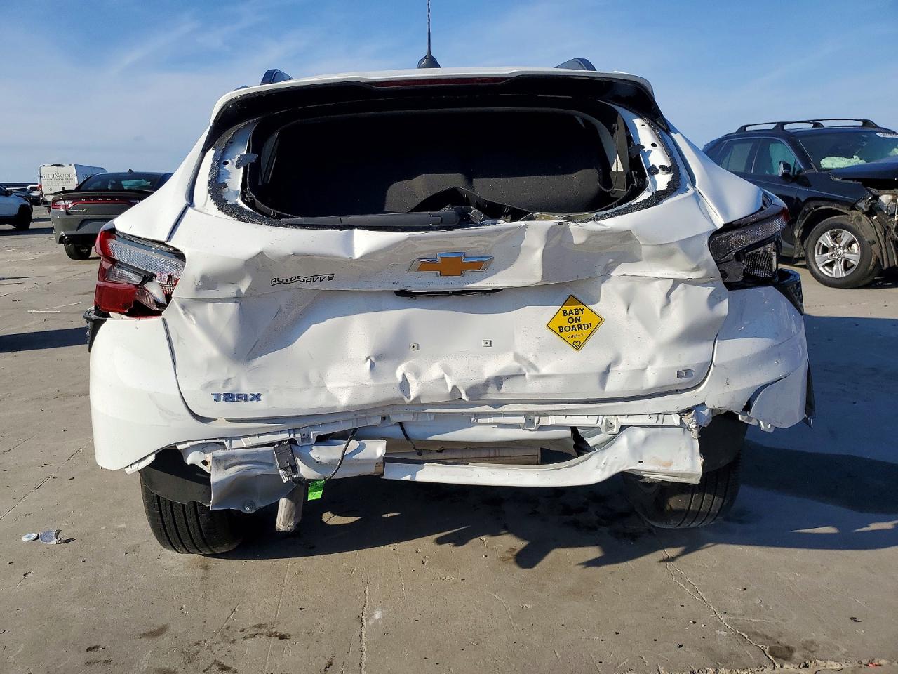2025 CHEVROLET TRAX 1LT photo 6