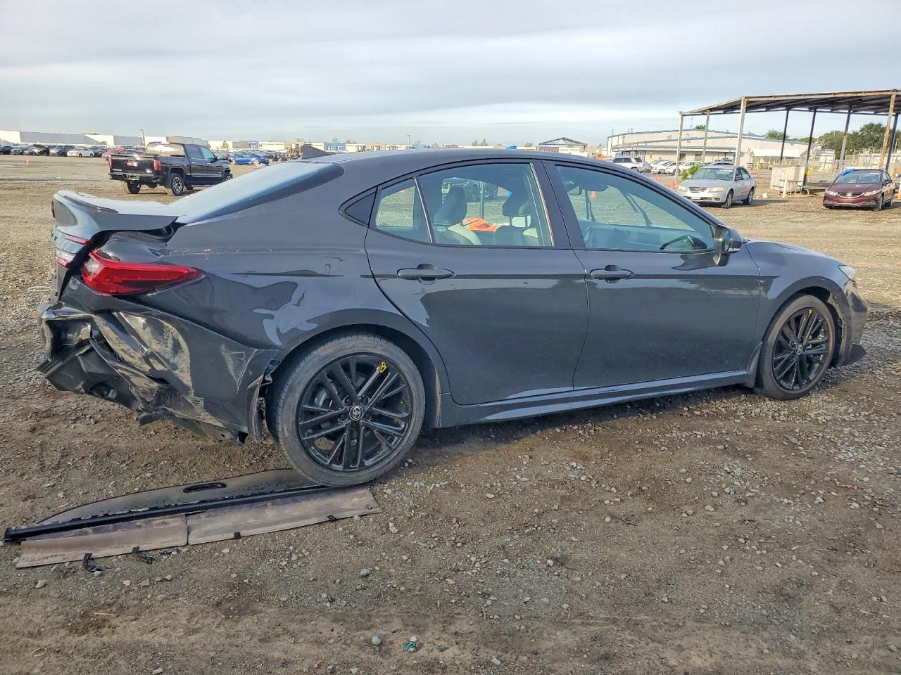 2025 TOYOTA CAMRY XSE photo 3