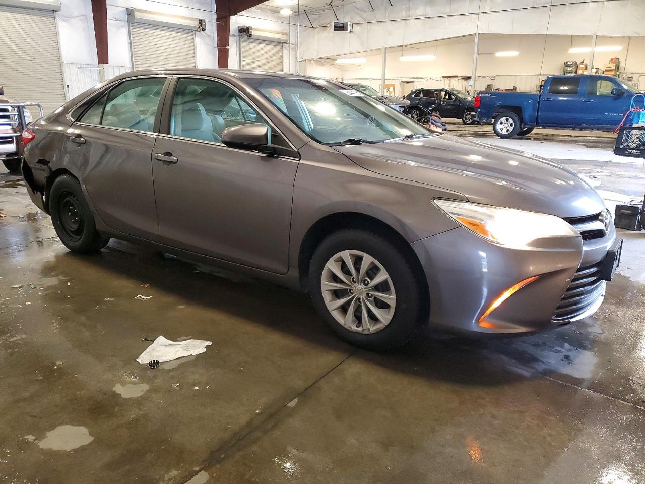 2016 TOYOTA CAMRY LE photo 7
