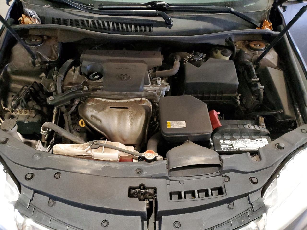 2016 TOYOTA CAMRY LE photo 21