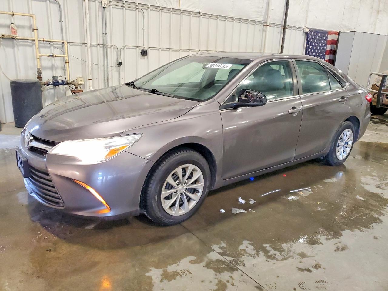 2016 TOYOTA CAMRY
