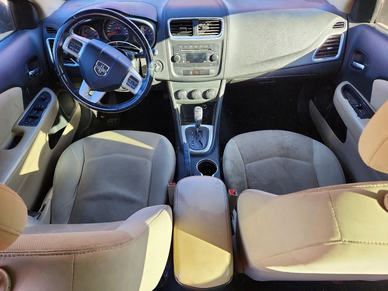 2012 DODGE AVENGER SXT photo 8