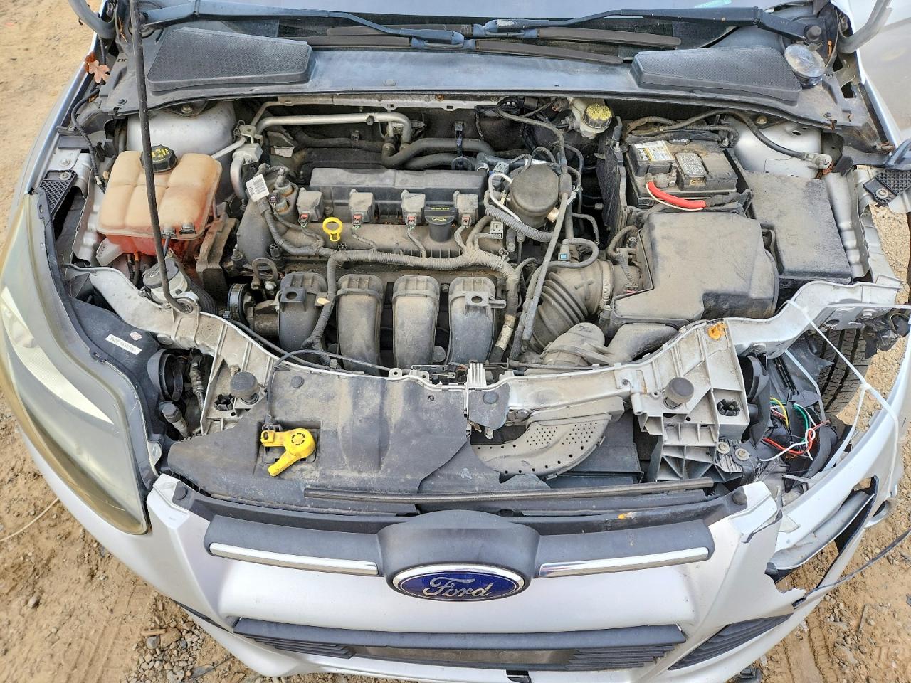 2014 FORD FOCUS SE photo 12