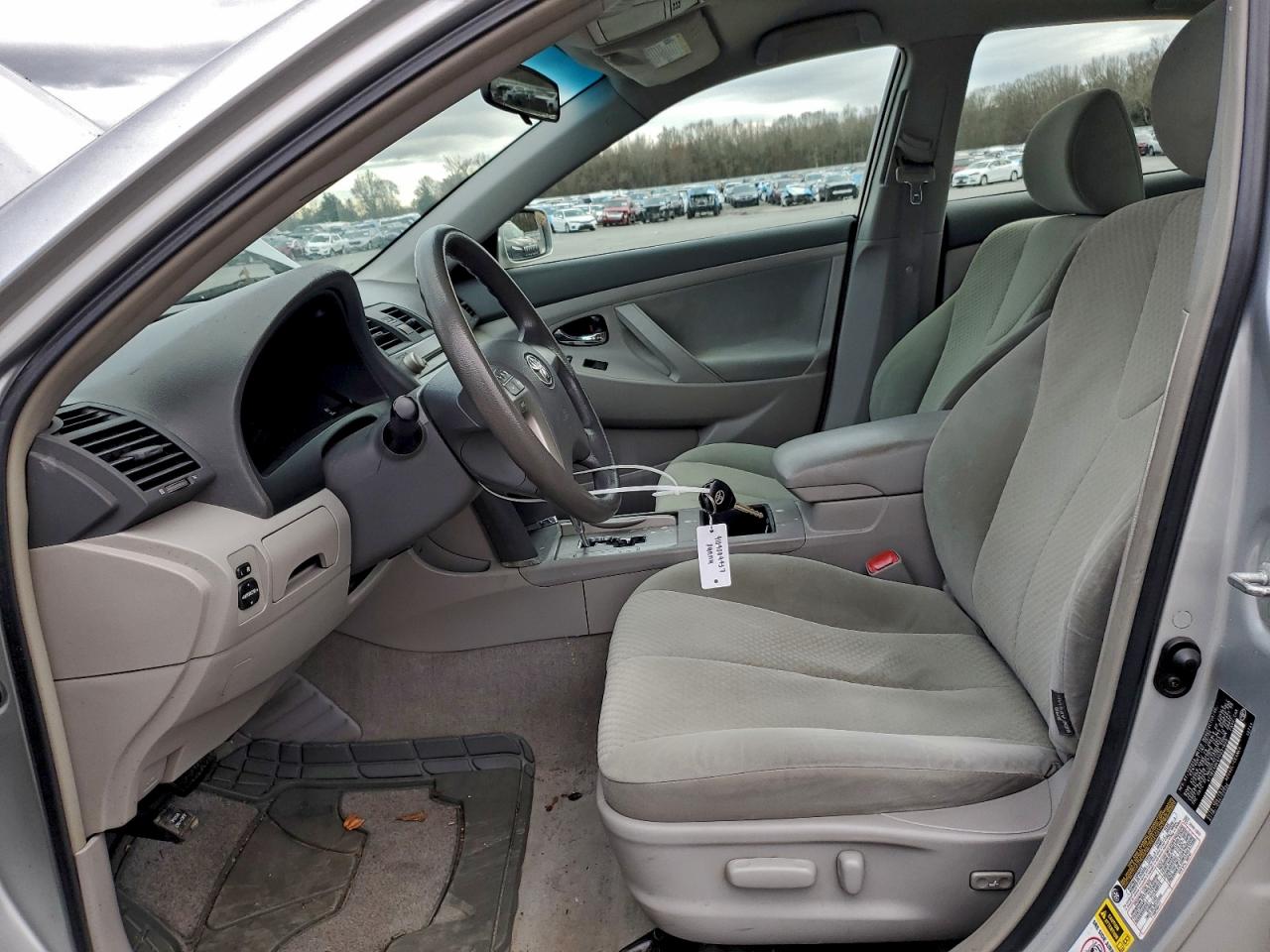 2007 TOYOTA CAMRY CE photo 13
