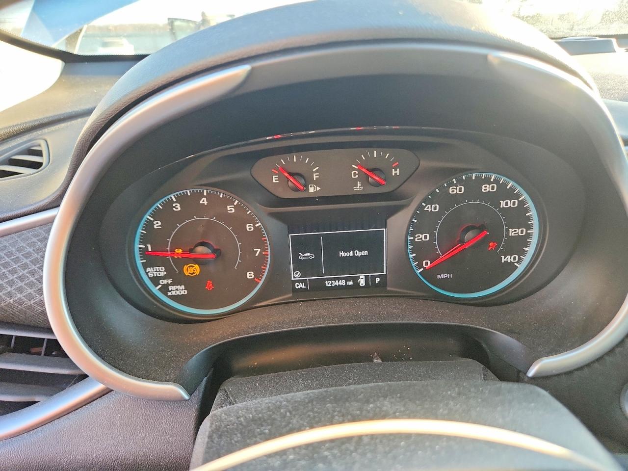 2018 CHEVROLET MALIBU photo 9