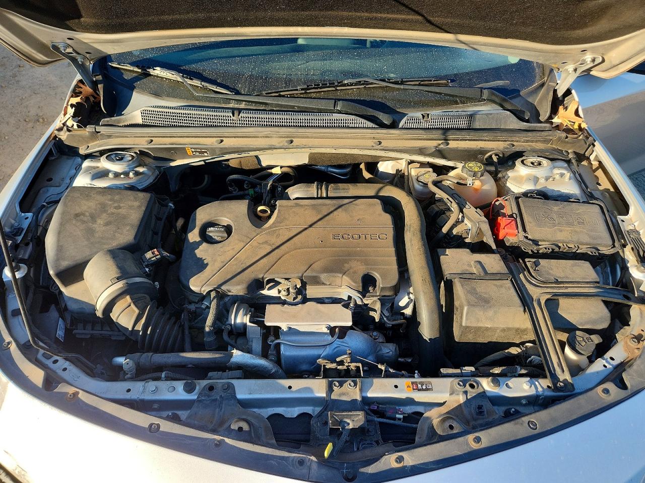2018 CHEVROLET MALIBU photo 11