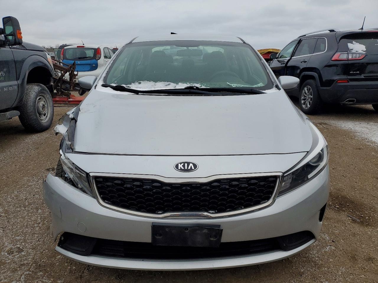 2018 KIA FORTE LX photo 9