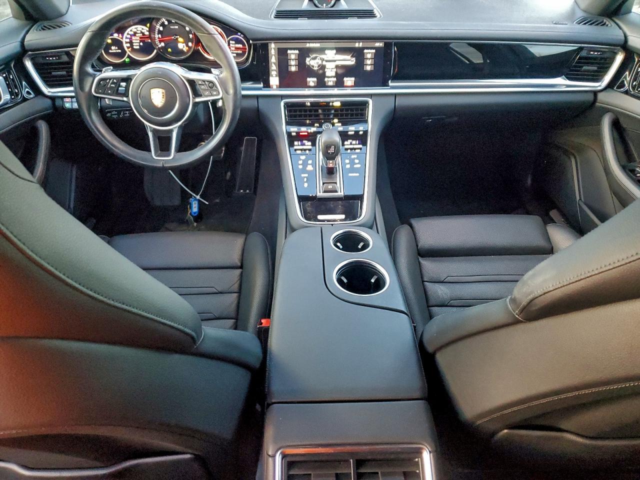 2018 PORSCHE PANAMERA 4S photo 22