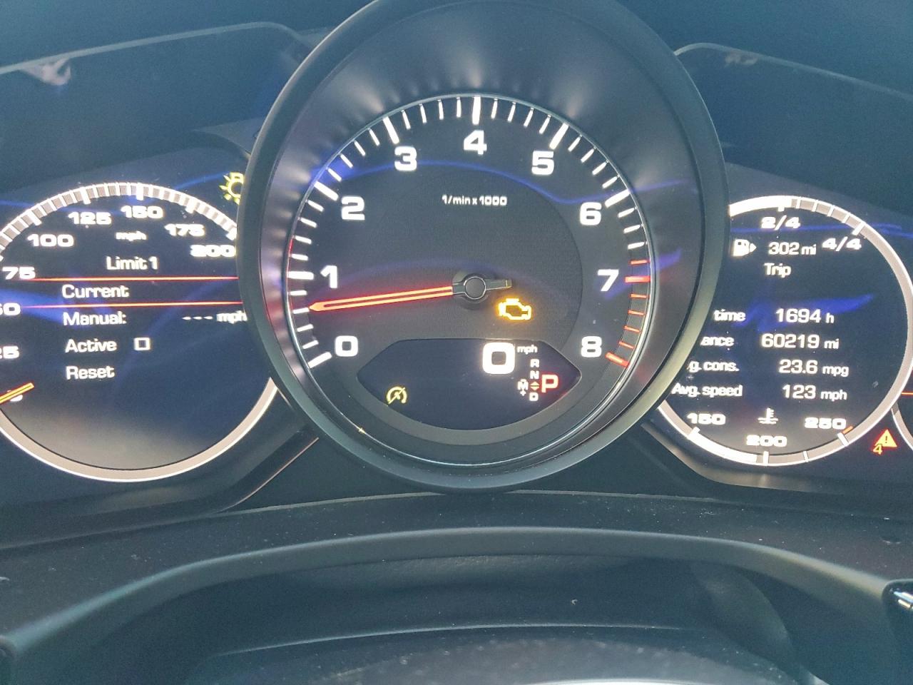 2018 PORSCHE PANAMERA 4S photo 25