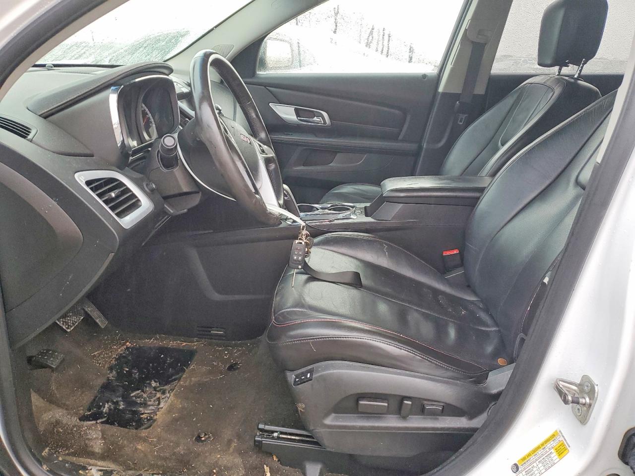 2011 GMC TERRAIN SLT photo 13