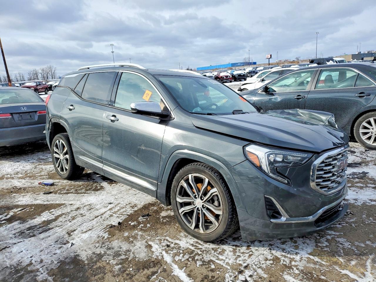 2019 GMC TERRAIN DENALI photo 4