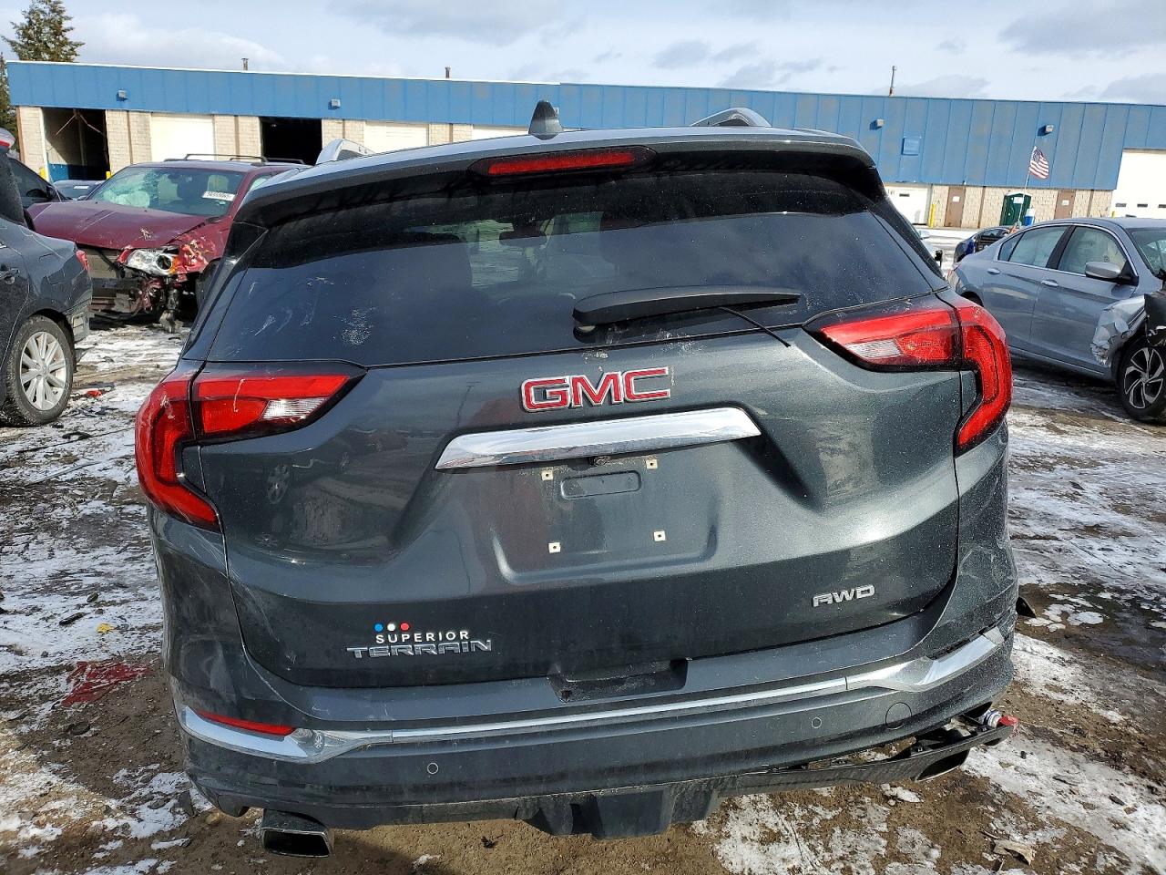 2019 GMC TERRAIN DENALI photo 6