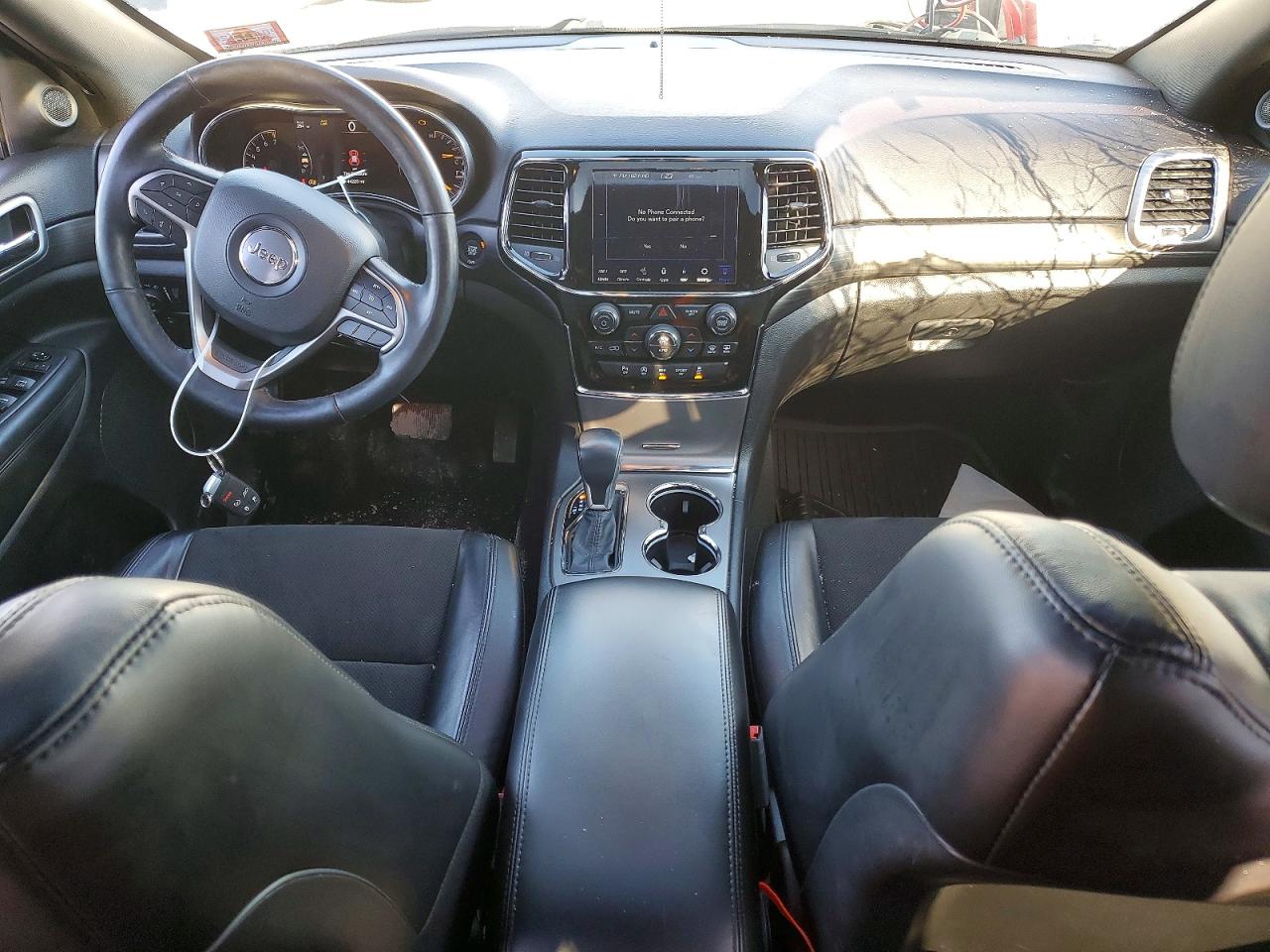 2020 JEEP GRAND CHEROKEE LAREDO photo 8