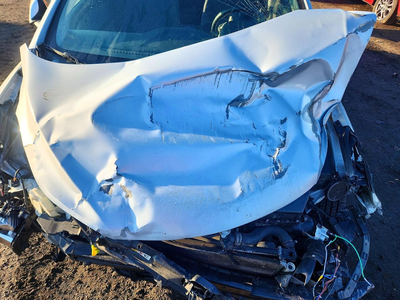 2016 HYUNDAI ELANTRA SE photo 11