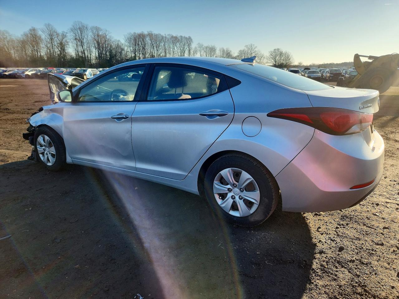 2016 HYUNDAI ELANTRA SE photo 2
