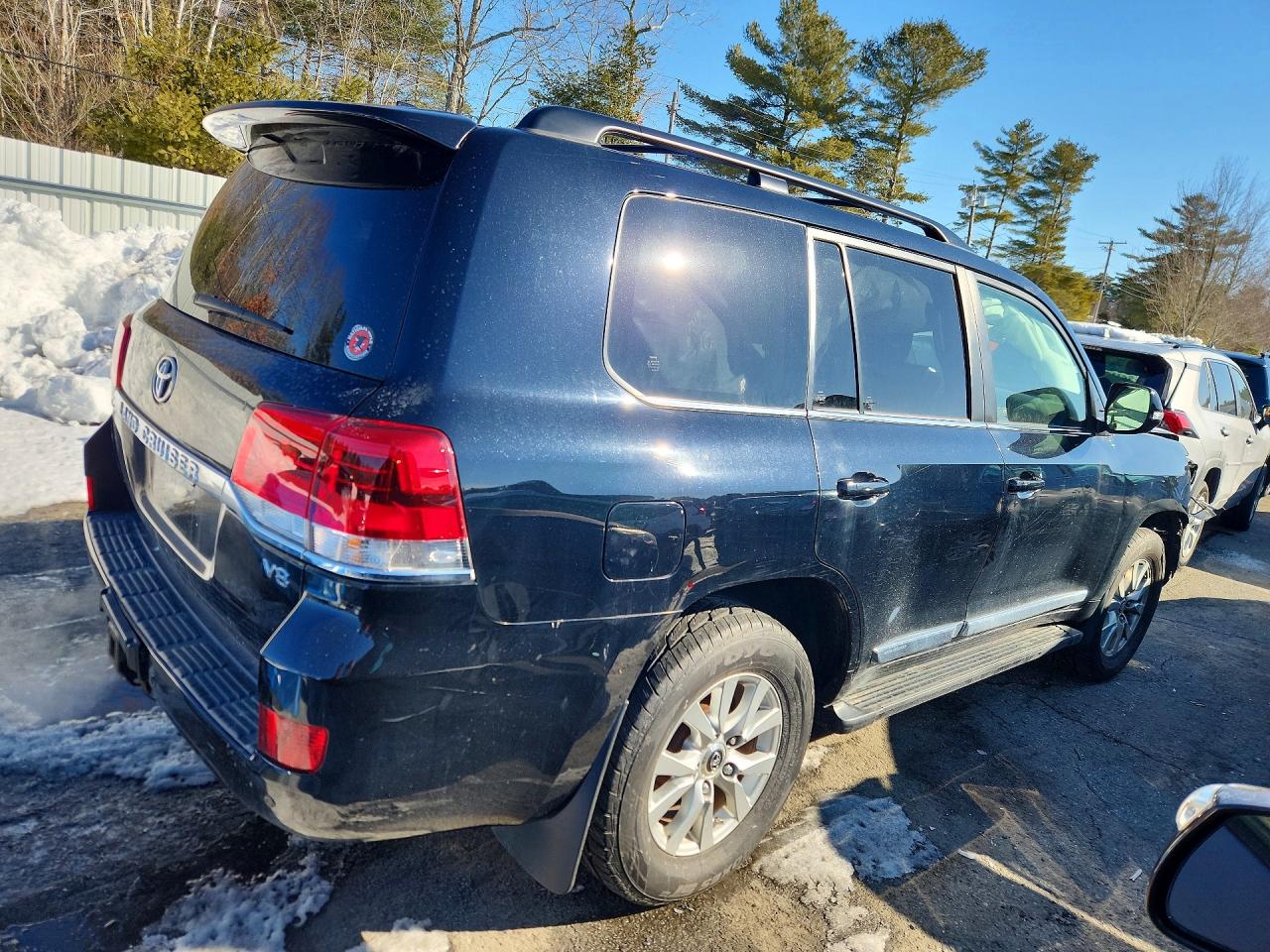 2019 TOYOTA LAND CRUISER VX-R photo 3