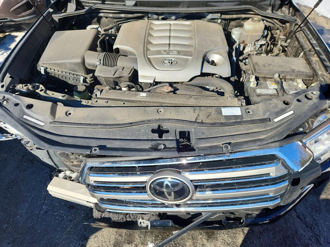 2019 TOYOTA LAND CRUISER VX-R photo 11