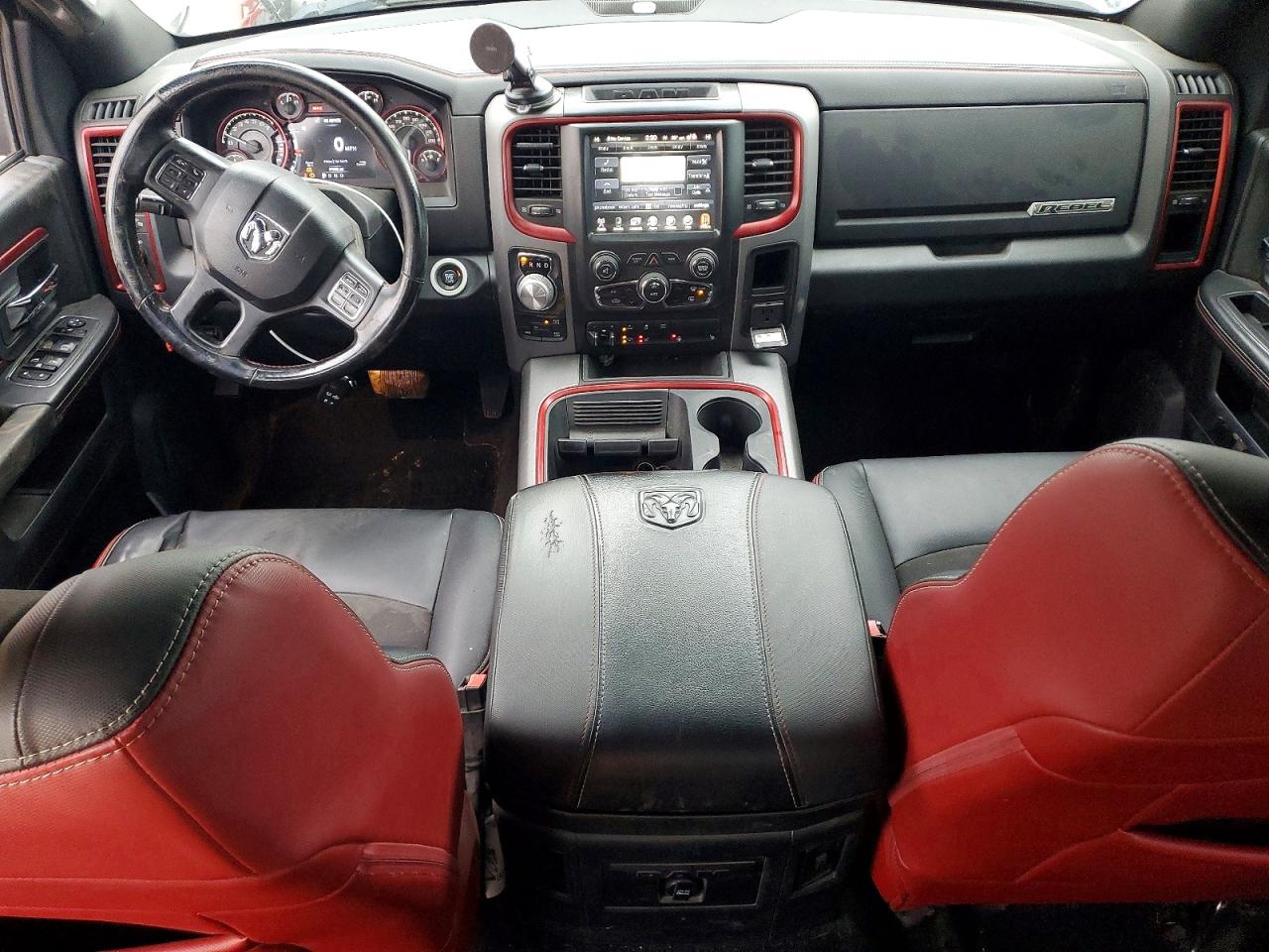 2016 RAM 1500 REBEL photo 8