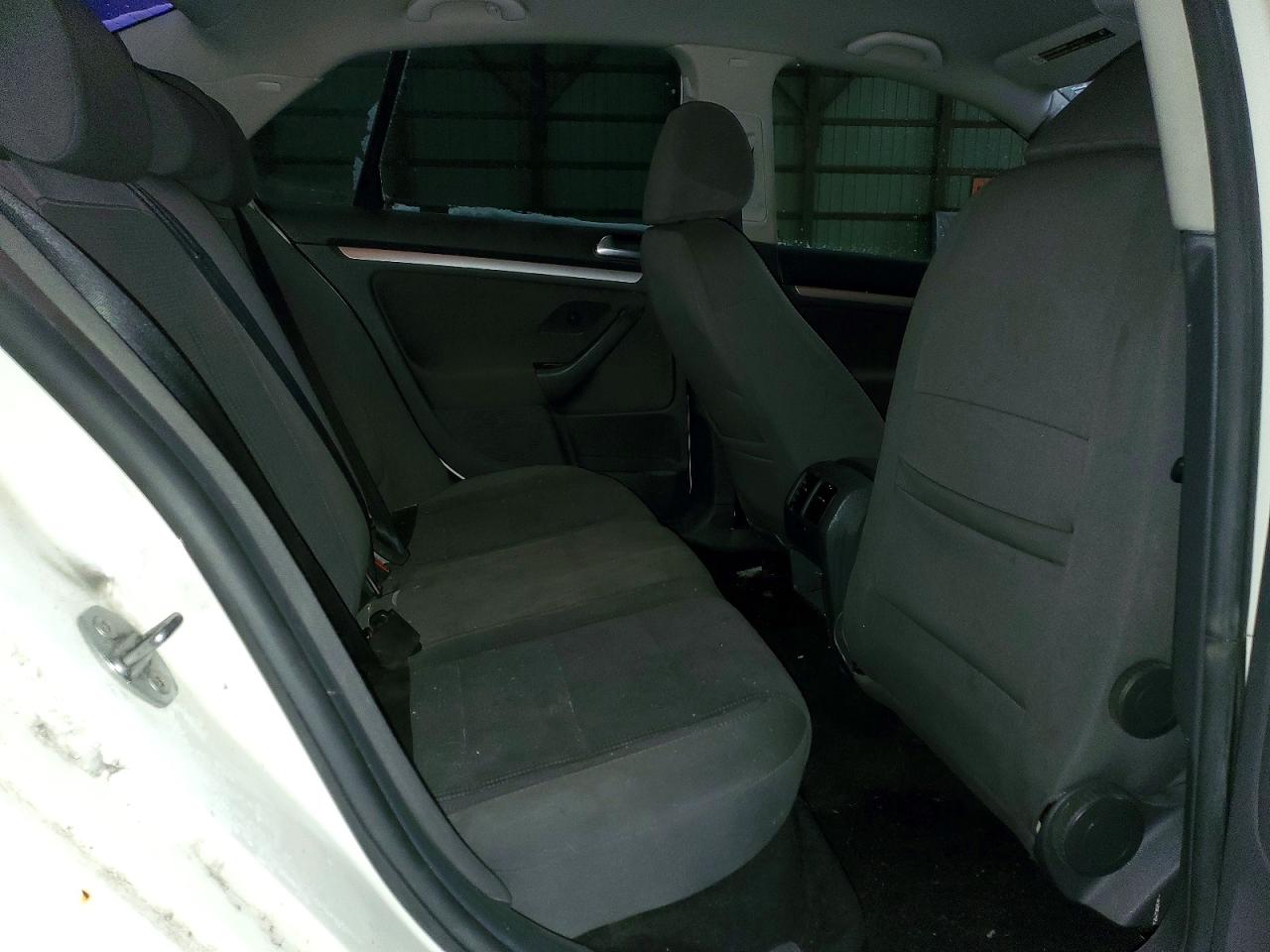 2008 VOLKSWAGEN JETTA S photo 10