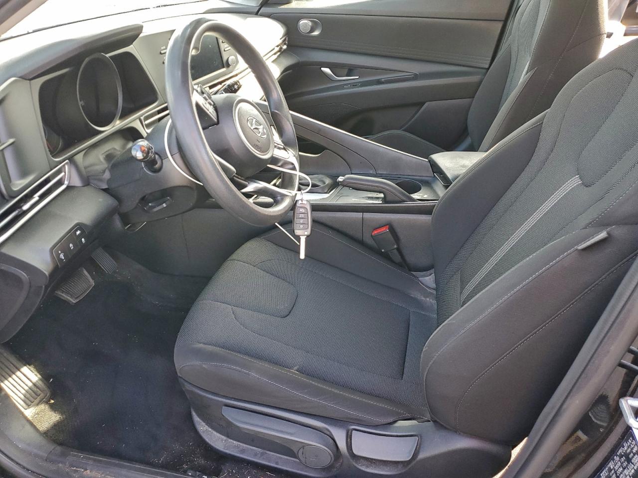 2023 HYUNDAI ELANTRA SE photo 7