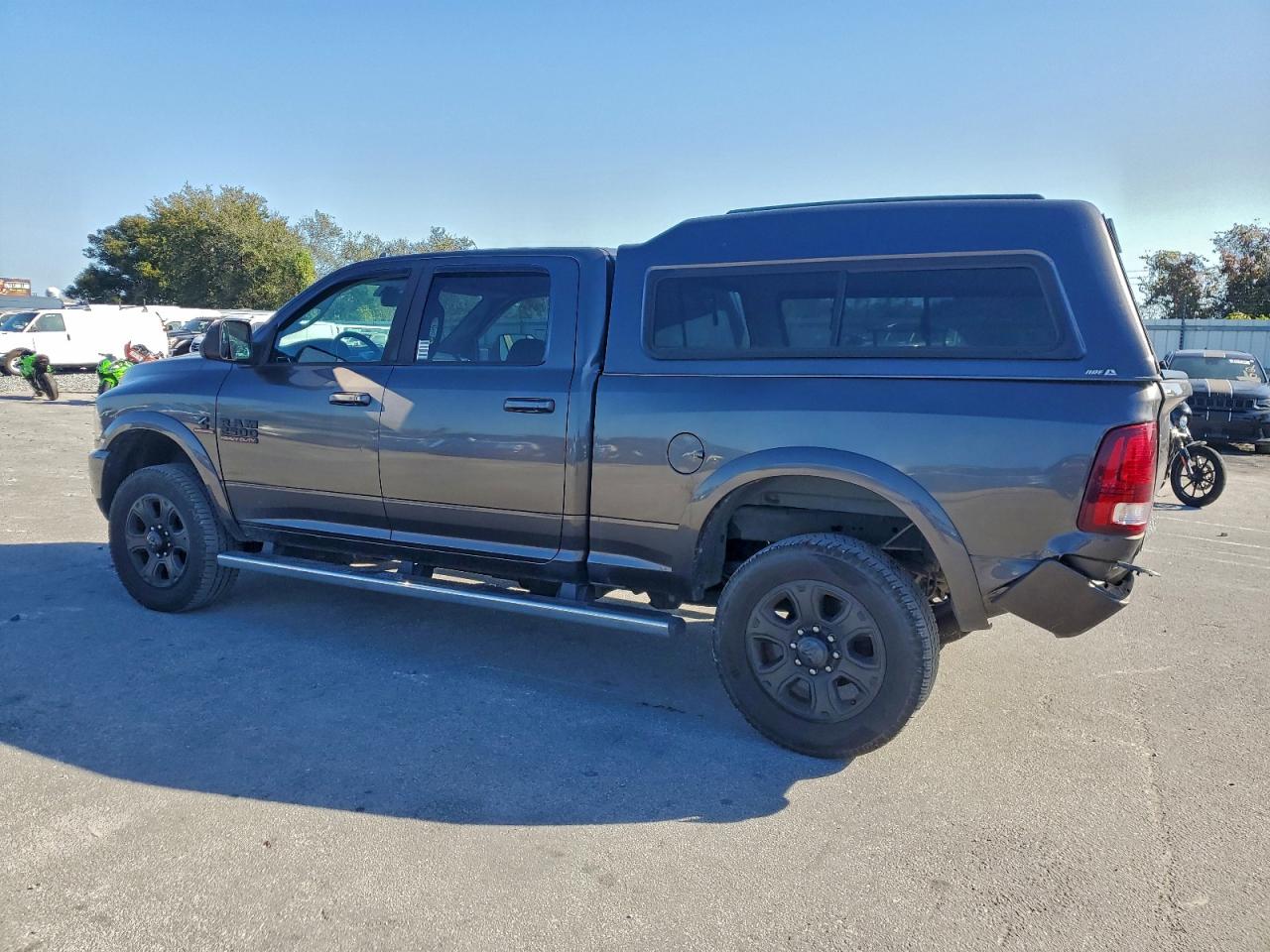 2016 RAM 2500 LARAMIE photo 2