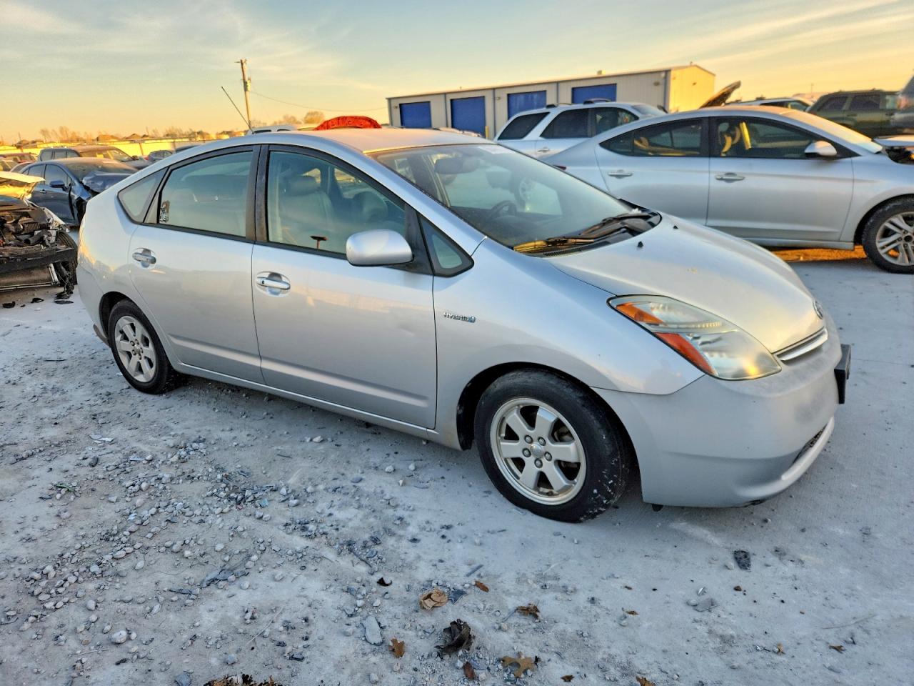 2008 TOYOTA PRIUS BASE photo 4